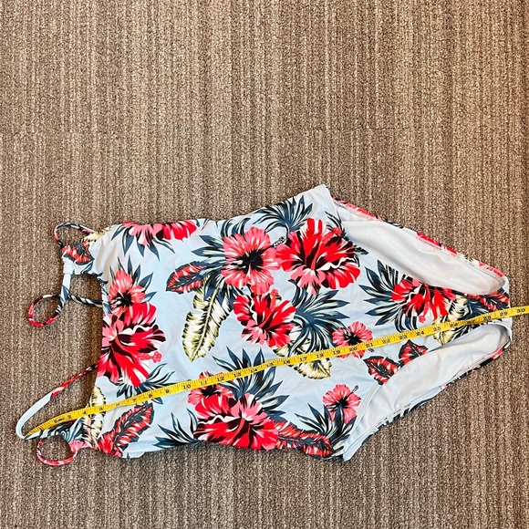 Kona Sol Swimsuit Tropical Floral One Piece XL New - Picture 7 of 9